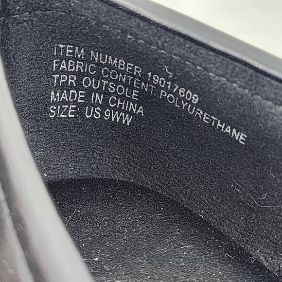 Torrid Faux Black Round Toe Leather Loafer Shoes Size 9WW Extra Wide Width - Picture 5 of 6